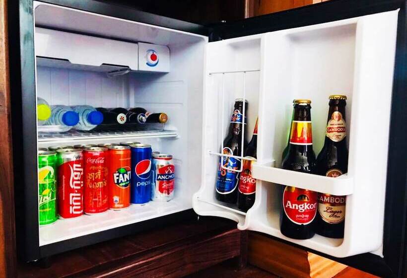 اتاق لوکس سه تخته, Okay Palace