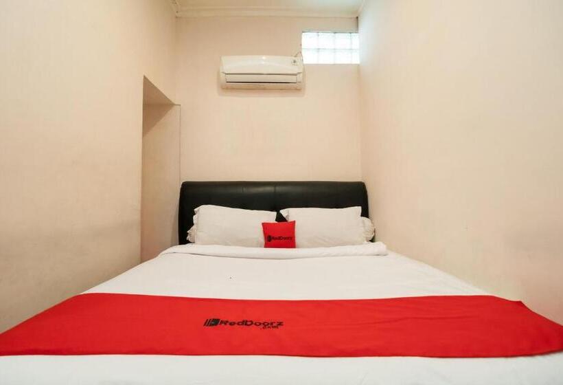 스탠다드 룸, Reddoorz At Fella Homestay Medan