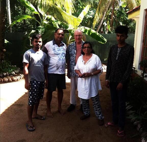 חדר משפחתי, Suriya Ocean Villa