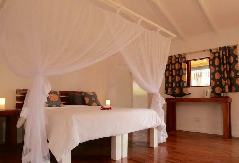 デラックスルーム, Tilak Lodge