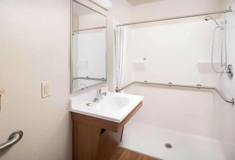 سوئیت برای معلولان, Woodspring Suites Raleigh Northeast Wake Forest