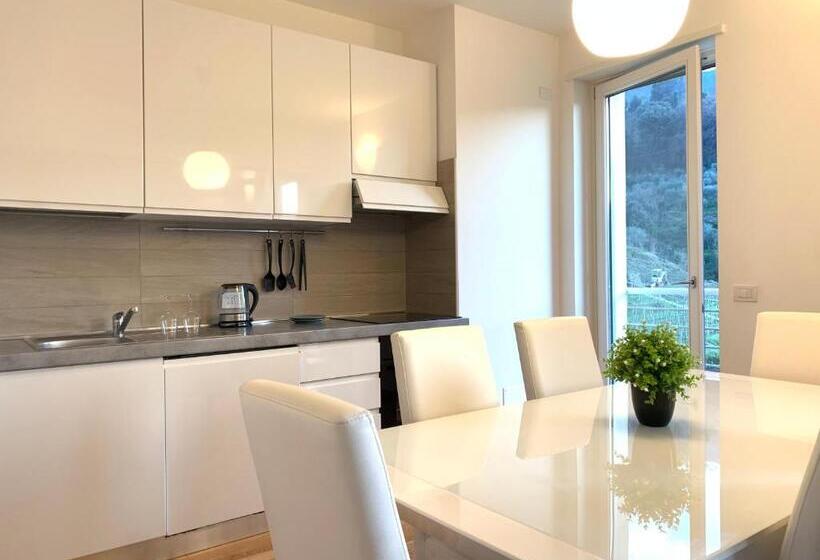 سوئیت جونیور با تراس, Camere E Case Vacanza Residenza Prealba