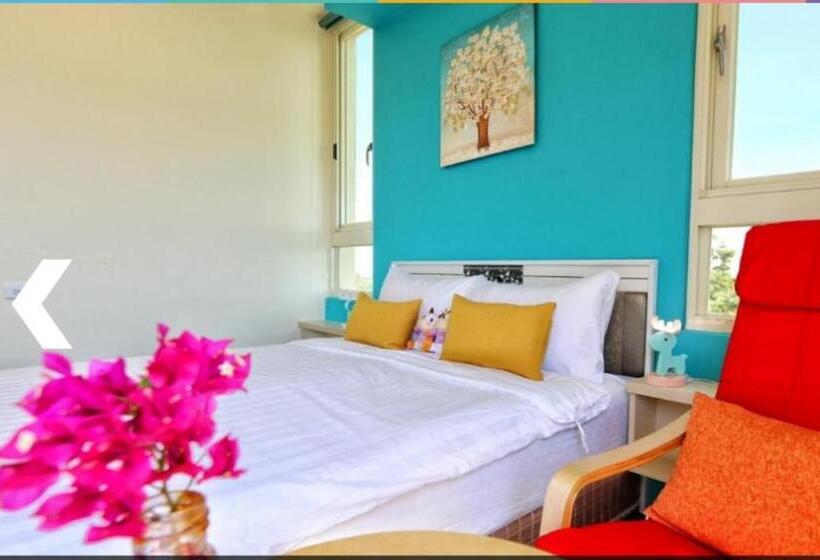 اتاق لوکس با بالکن, Full Moon Resort