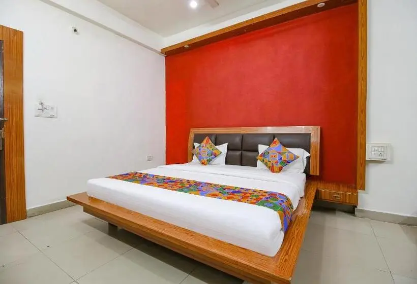 デラックスルーム, Fabhotel Neena Palace