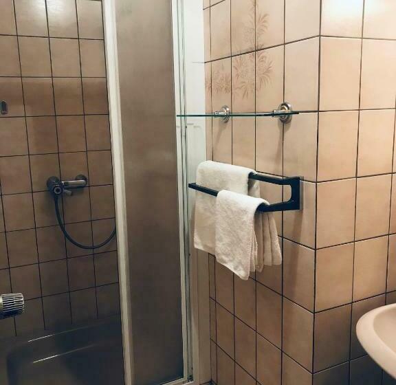 带阳台的标准单人间, Gästehaus Weber