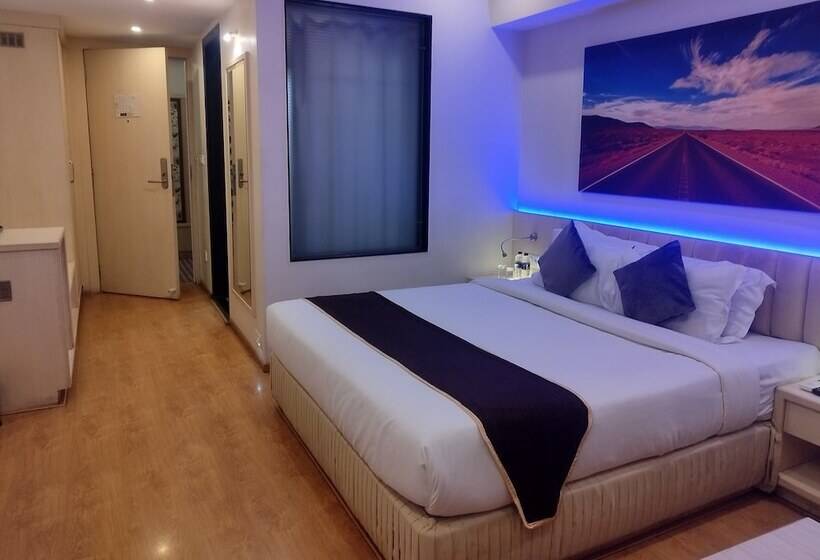 Номер Deluxe, Kyriad Hotel Nashik