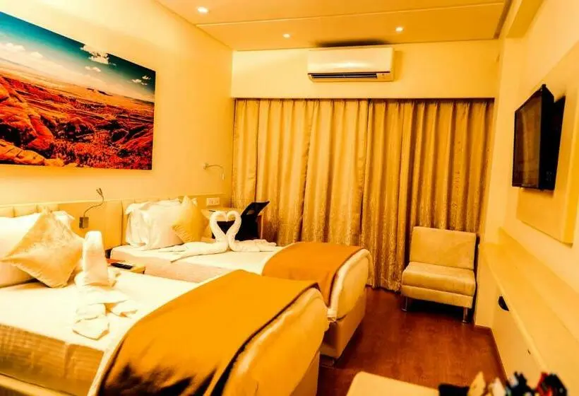 デラックスルーム, Kyriad Hotel Nashik