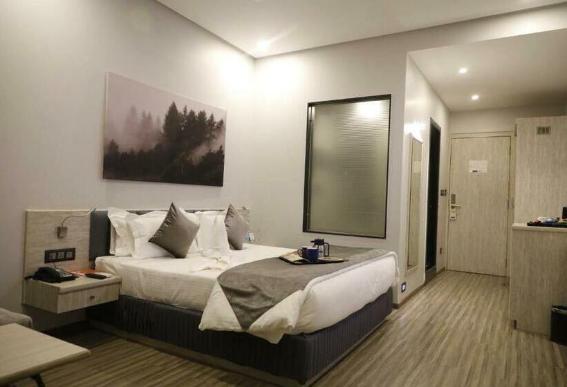 Стандартный Номер Кровать Кинг, Kyriad Hotel Nashik