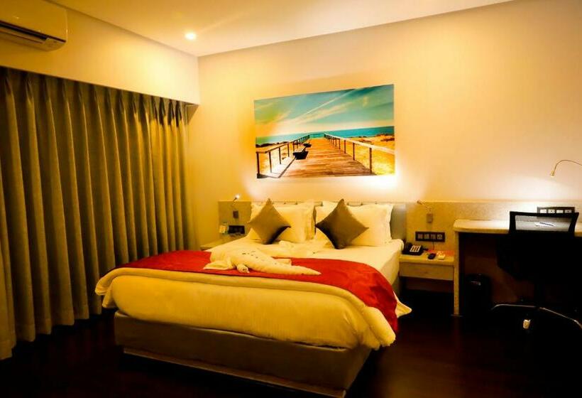 חדר סטנדרט עם מיטת קינג, Kyriad Hotel Nashik