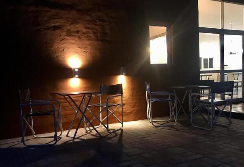 Standaard Vierpersoonskamer, Alondra Boutique