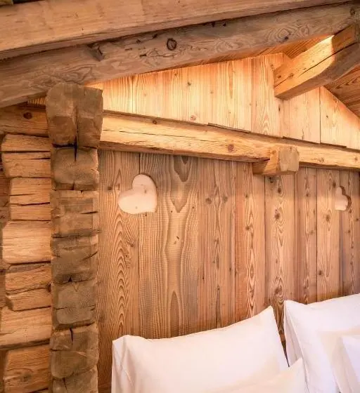 اتاق خانوادگی, Agriturismo Malga Piè