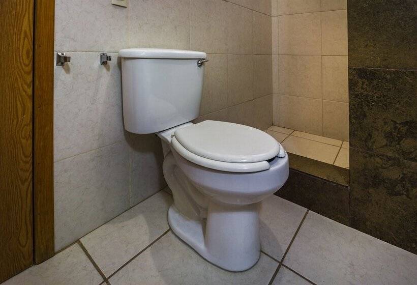 Люкс, Capital O Plaza Galindo