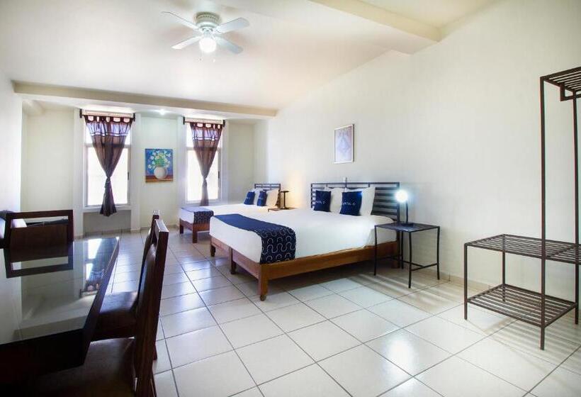 Люкс, Capital O Plaza Galindo