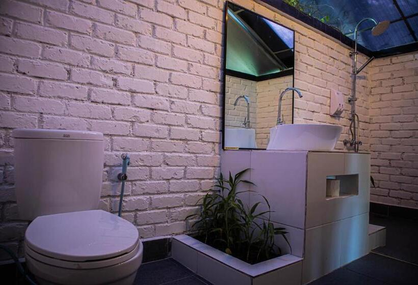 Standard Tent, Dbambookamp Desa Wisata Ekang