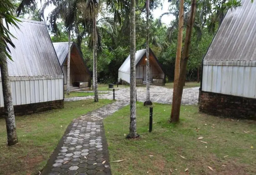 デラックスキャビン, Dbambookamp Desa Wisata Ekang