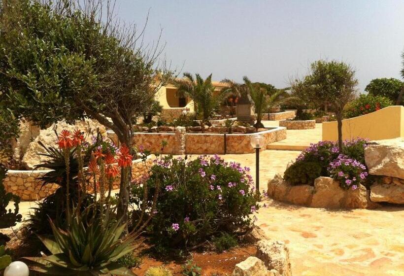 Апартаменты 2 Спальни, Residence Punta Sottile Lampedusa 150 Mt Dalla Spiaggia Cala Francese