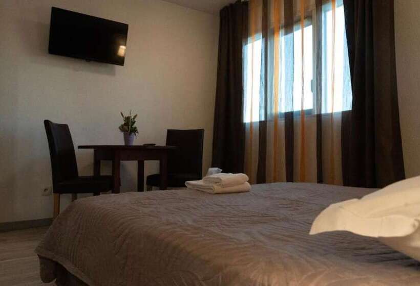 スタンダードスタジオ, Appart Hôtel Marianne