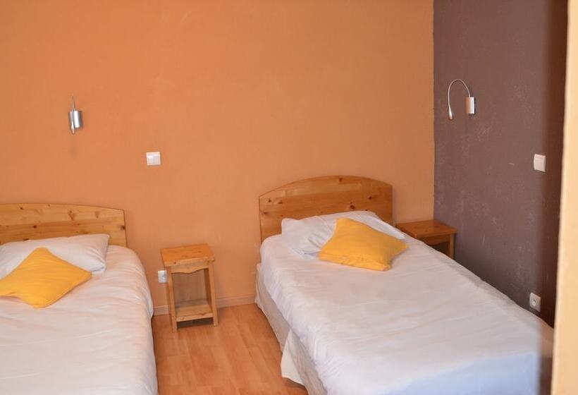 标准三人间, Hôtel Au Fil De L Eau