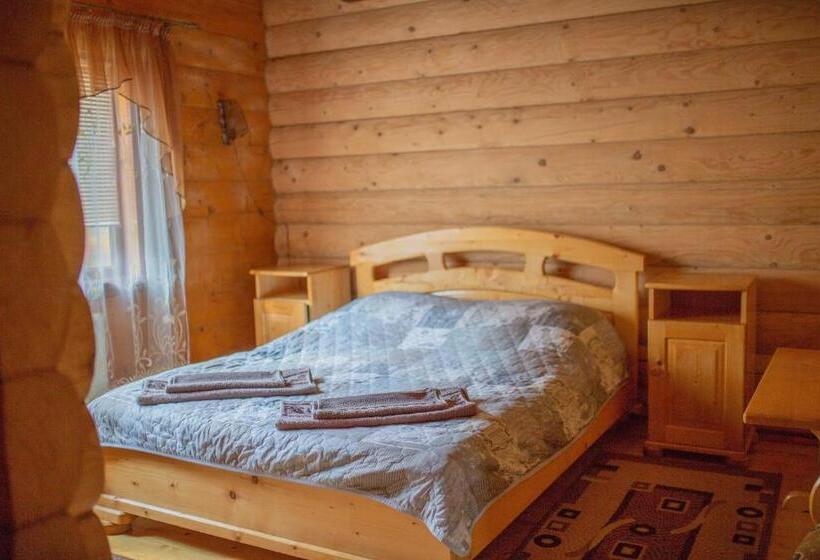 اتاق استاندارد, Lucy