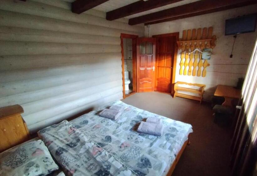 اتاق استاندارد, Lucy