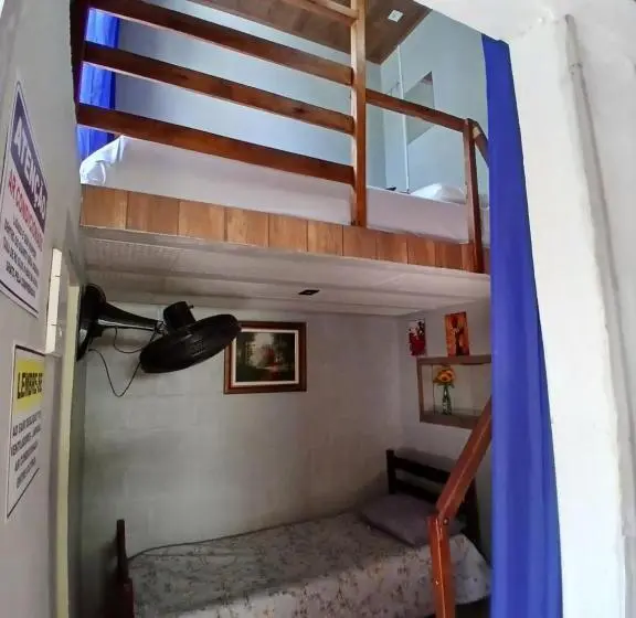 بنگله خانوادگی, Hostel Sossego Do Garças
