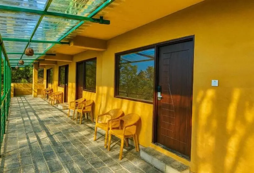 デラックスルーム, Staycation Premium Mashobra A Nature Valley Retreat Resort