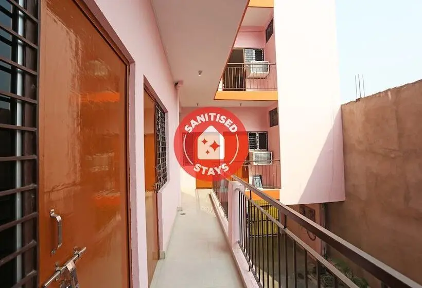 スタンダードルーム, Flagship Shree Shree Guest House