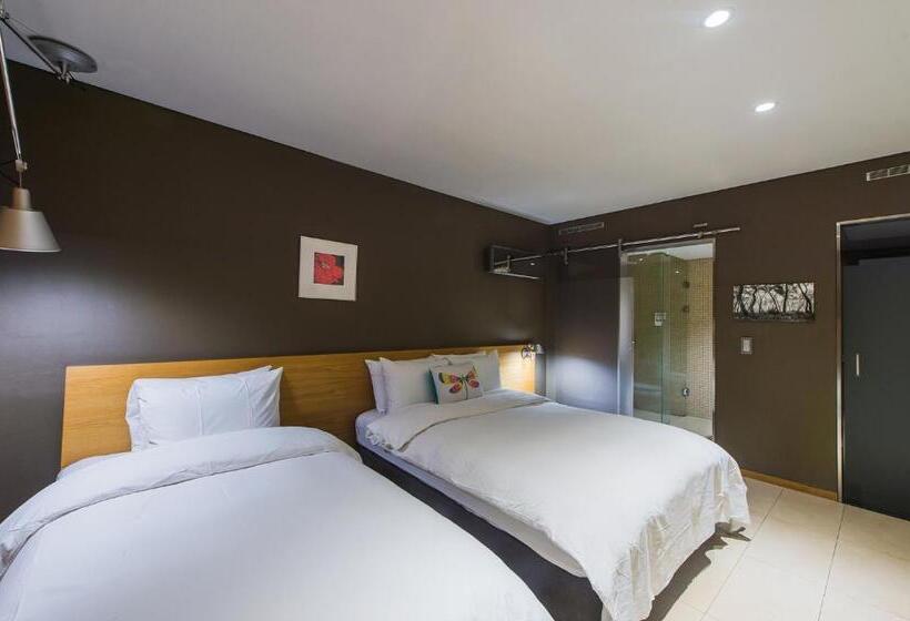 Номер Стандарт, Soho Hotel Airport