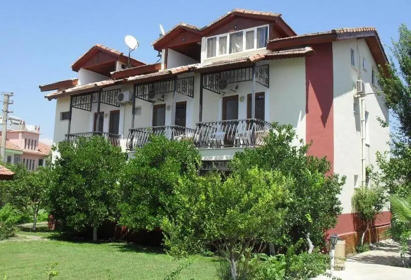 ペントハウスルーム, Villa Ozalp Apartments