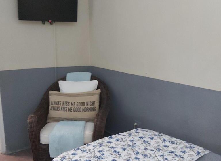 غرفة قياسية, Sweet Dreams