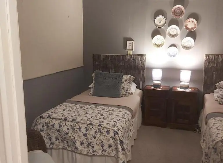 اتاق استاندارد, Sweet Dreams