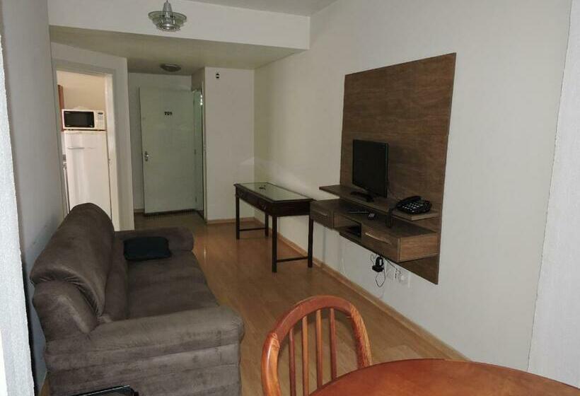 דירת חדר, Manhattan Apart