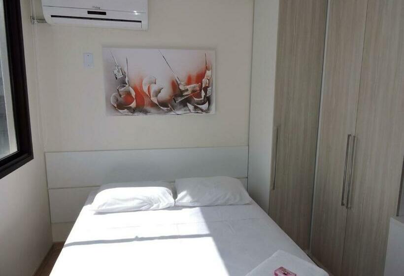 סטודיו סטנדרט עם מרפסת, Manhattan Apart