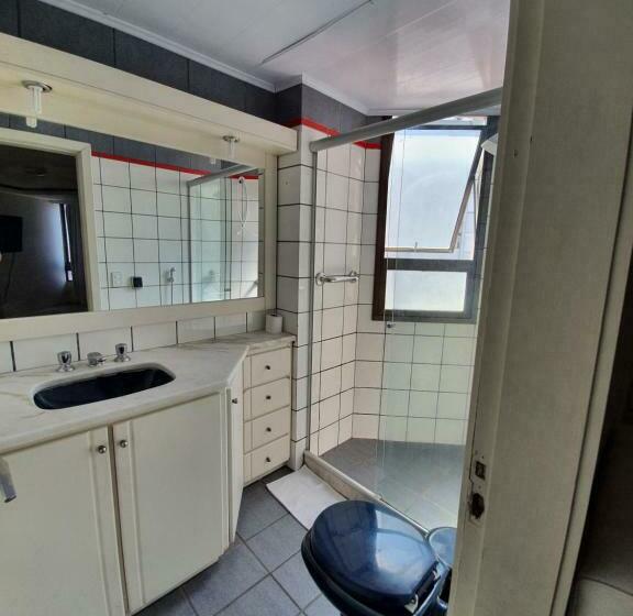 חדר סטודיו סטנדרד, Manhattan Apart