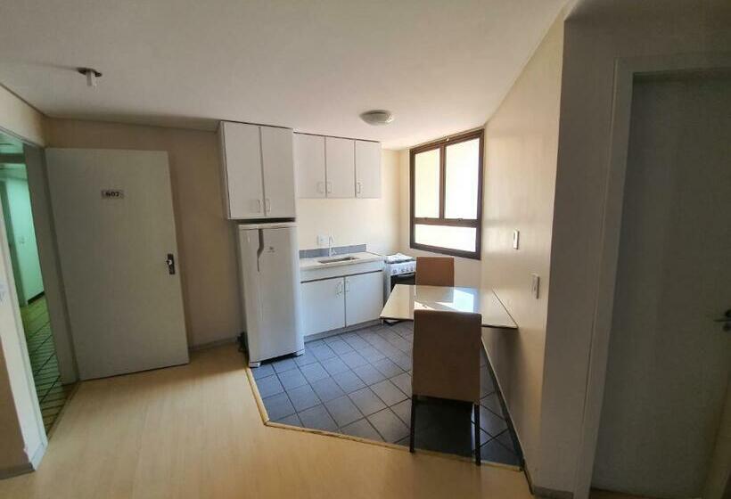 חדר סטודיו סטנדרד, Manhattan Apart