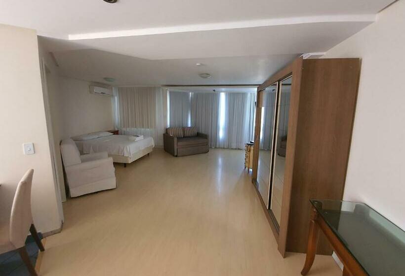 חדר סטודיו סטנדרד, Manhattan Apart