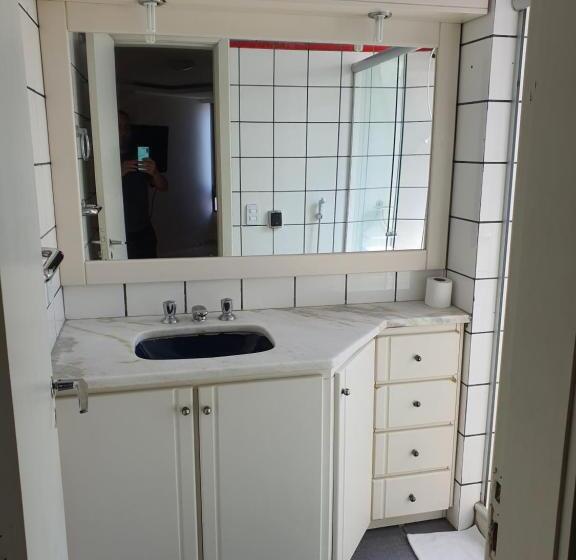 חדר סטודיו סטנדרד, Manhattan Apart