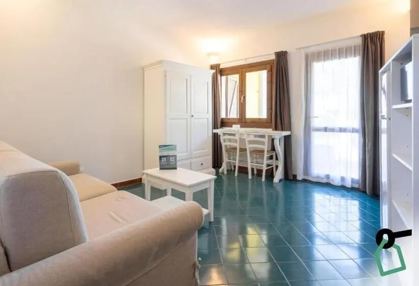 ２ベッドルームのコンフォートアパートメント, Hotiday Punta Sardegna