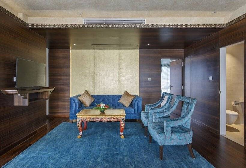 سوئیت پرزیدنت, Ramada By Wyndham Kathmandu Dhumbarahi