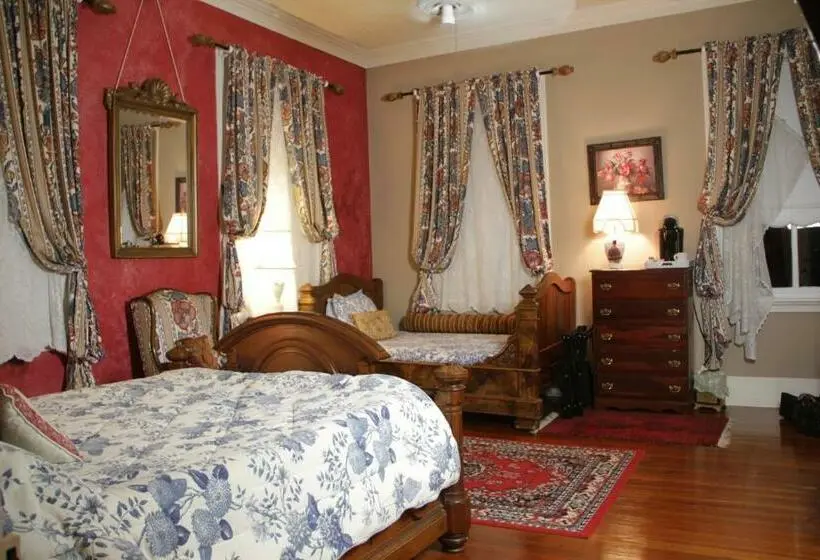 デラックスルーム, Flowertown Bed And Breakfast