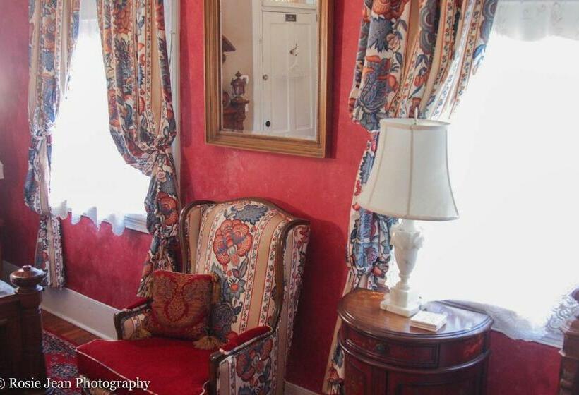 غرفة ديلوكس, Flowertown Bed And Breakfast