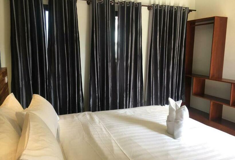 Номер Стандарт Вид на Город, Faraway Suites