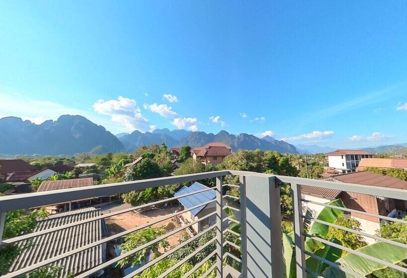 Номер Стандарт Вид на Горы, Faraway Suites