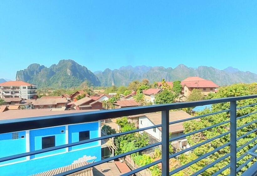 Номер Стандарт Вид на Горы, Faraway Suites