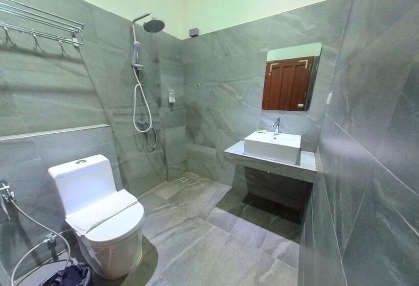 Семейный Номер, Faraway Suites