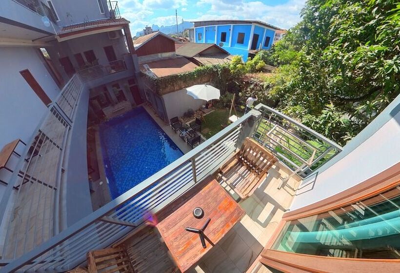 Семейный Номер, Faraway Suites