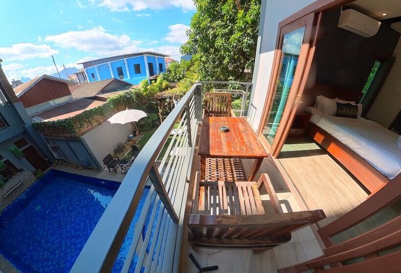 Семейный Номер, Faraway Suites