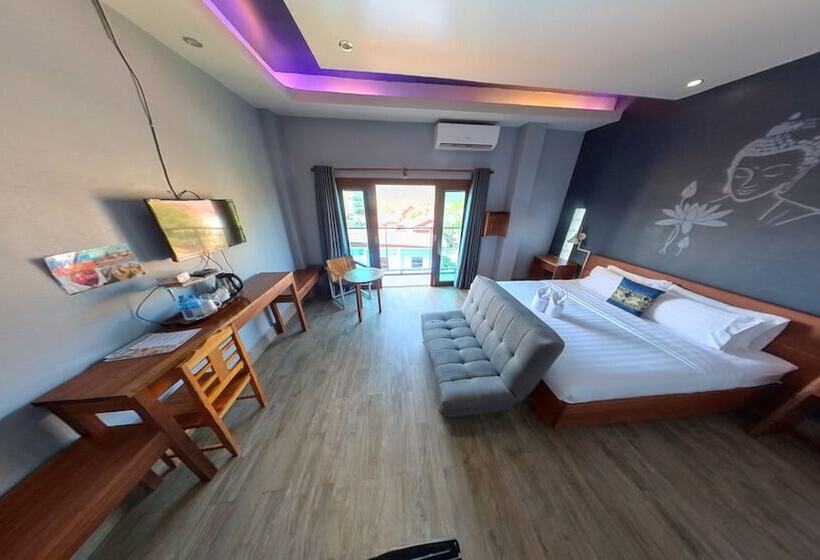 Номер Стандарт Вид на Горы, Faraway Suites