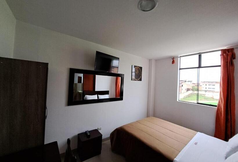 اتاق اکونومی, Tintaya