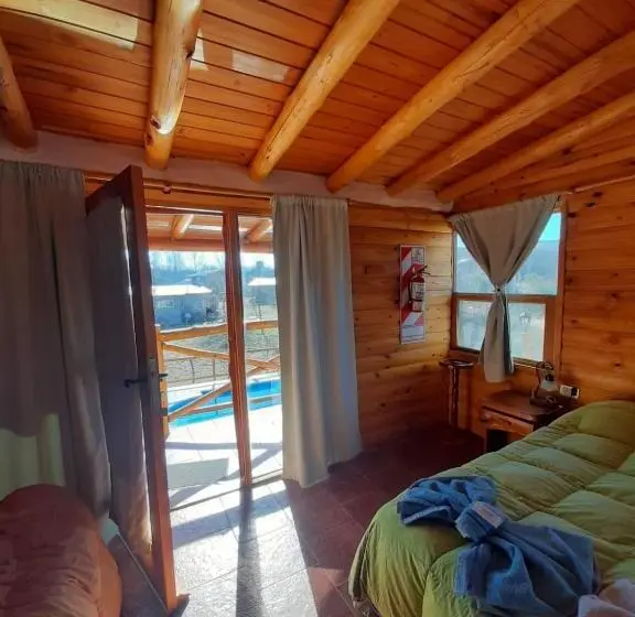 ファミリールーム, Hosteria Puca Usay